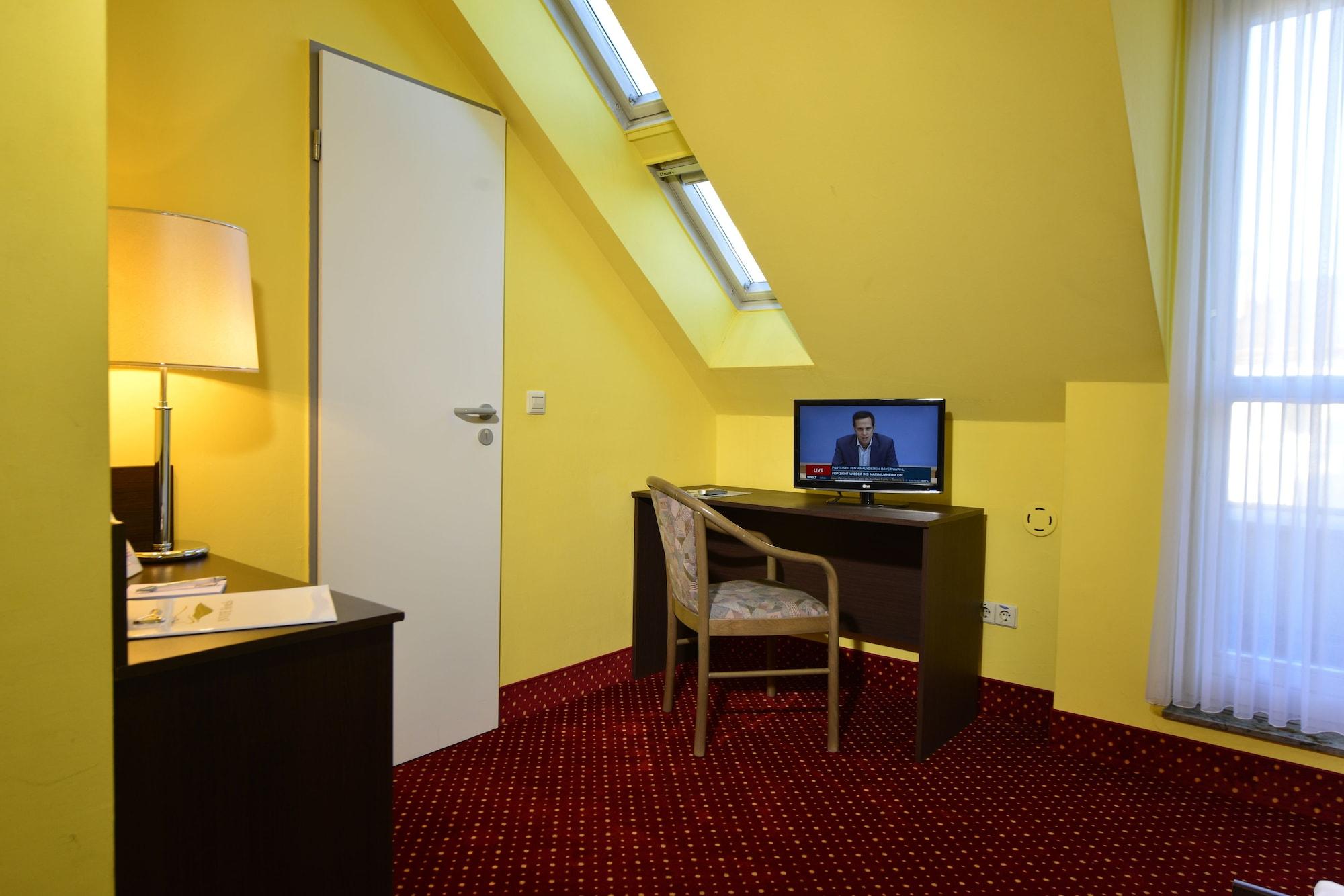 Invite Hotel Nuernberg City Exterior foto